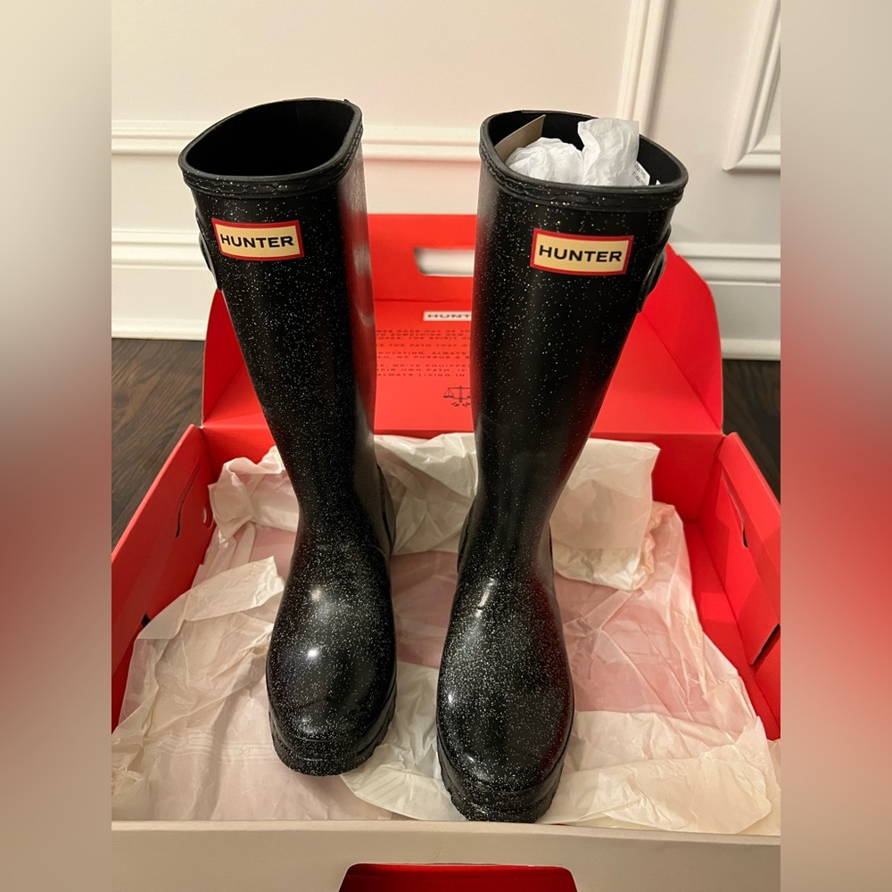 Hunter Starcloud black glitter rain boots - girls size 4 - new never worn